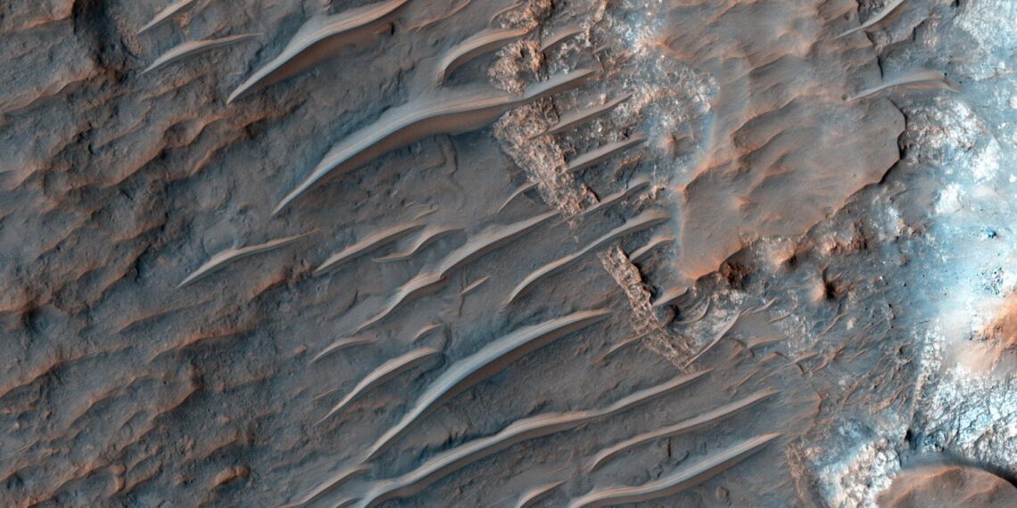 China’s Mars Vehicle Comes Up with New Finding about Planet’s Climate