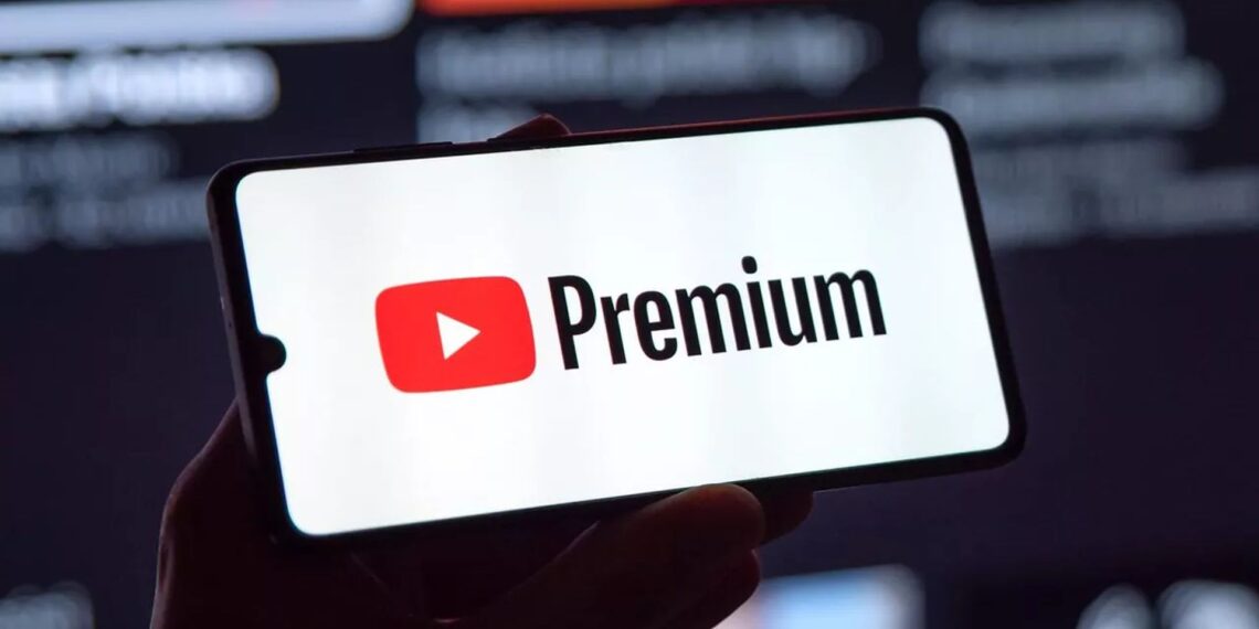YouTube is testing a new lock screen feature for Premium users