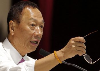 Foxconn Founder’s Surprise Presidential Bid Shakes Up Taiwan’s Election Scene