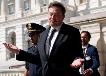 Elon Musk refused to testify! SEC sues Musk!