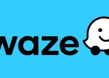 Waze Rolls Out CarPlay Dashboard Feature with Latest iOS Update!