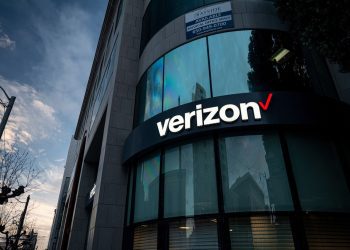 Verizon Jacks Up Smartwatch Prices by 50%!