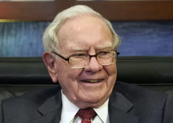 Warren Buffett Compares AI to Nuclear weapons!