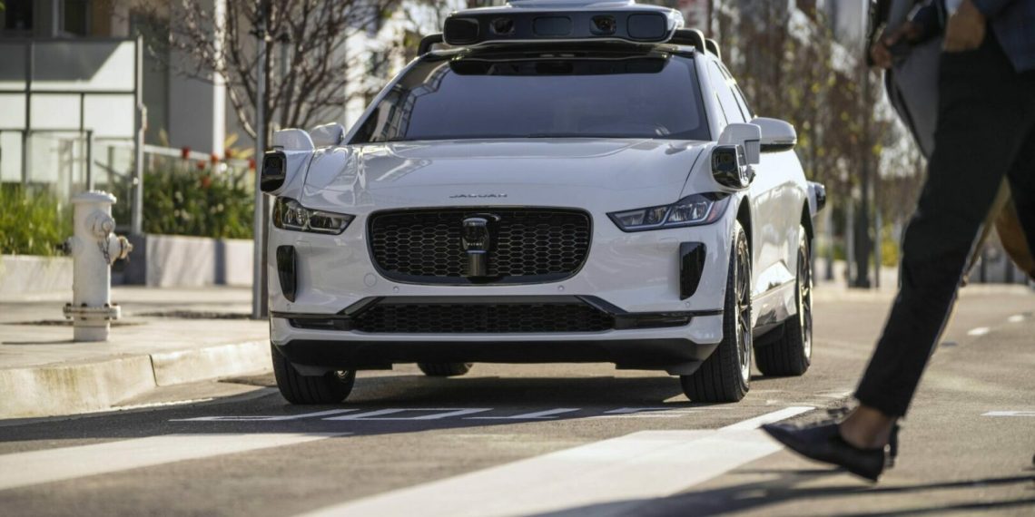US Agency Seeks Response of Waymo in Driverless Vehicle Safety Investigation